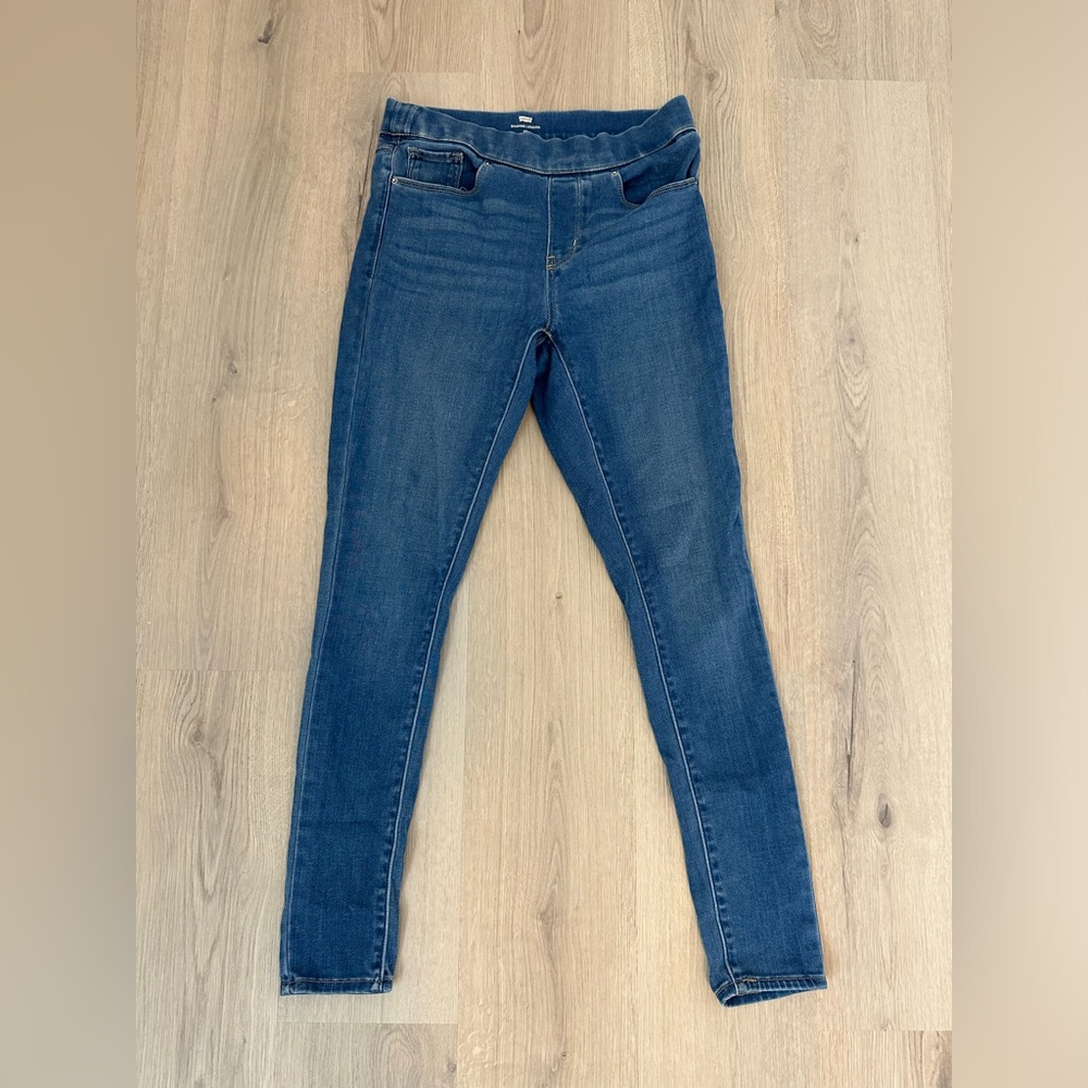 Levi’s shaping leggings size 28